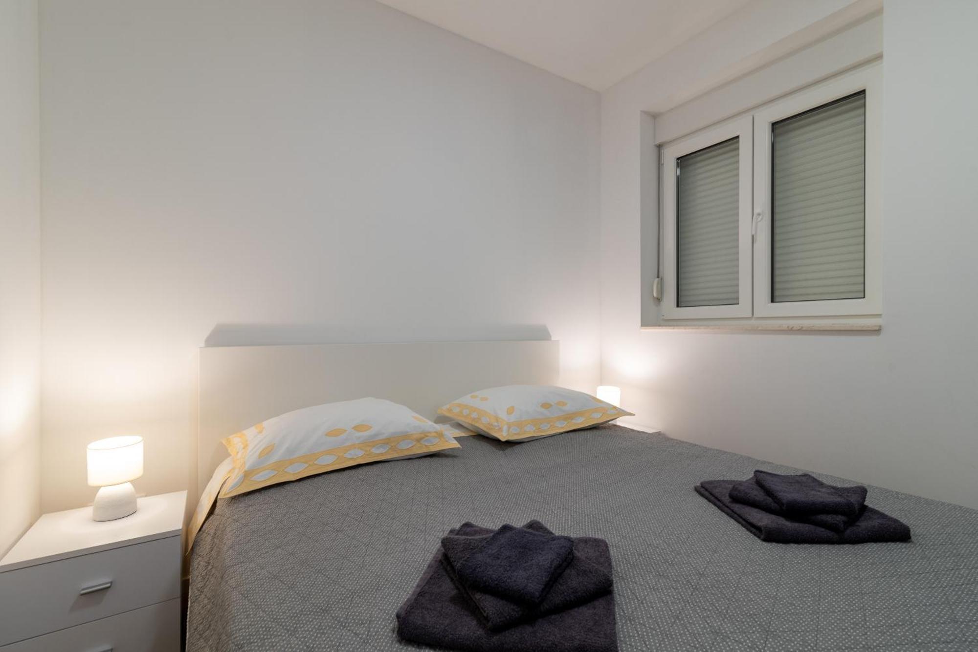 Apartman Dino Trogir Exterior photo
